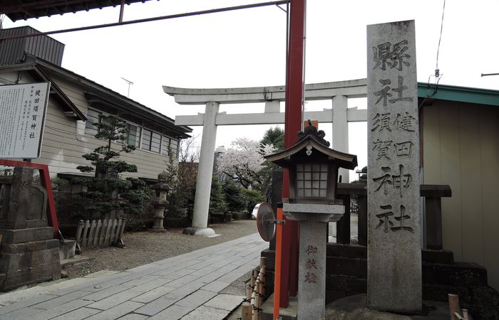 健田須賀神社（山門）